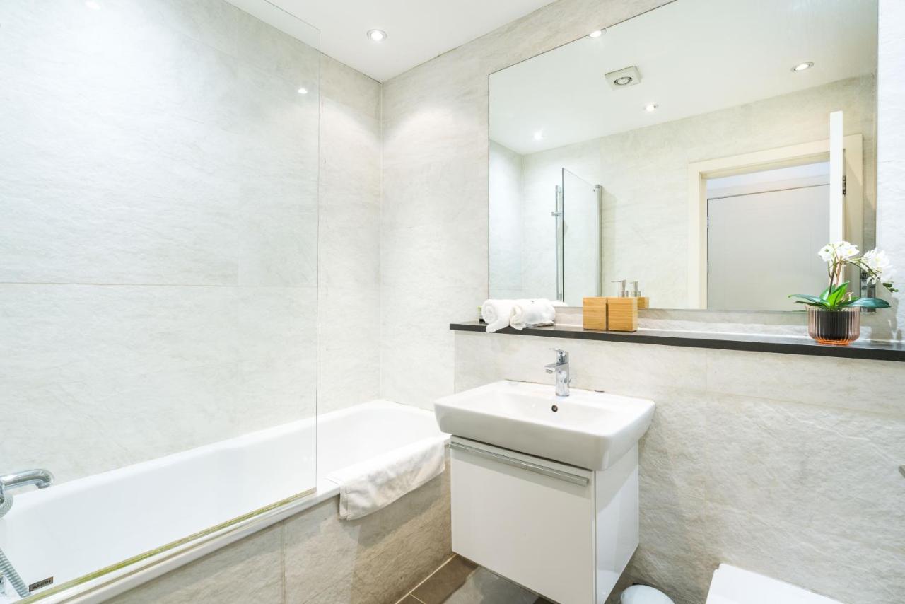Spacious 2 Bedroom / Earls Court / Kensington London Ngoại thất bức ảnh